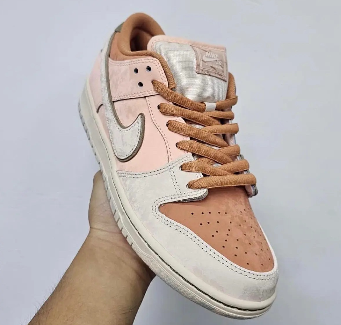 Paris dunks sales